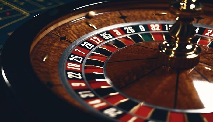 Chơi roulette là sự kết hợp giữa may mắn và chiến thuật thông minh
